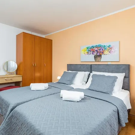 Apartment Ana 1